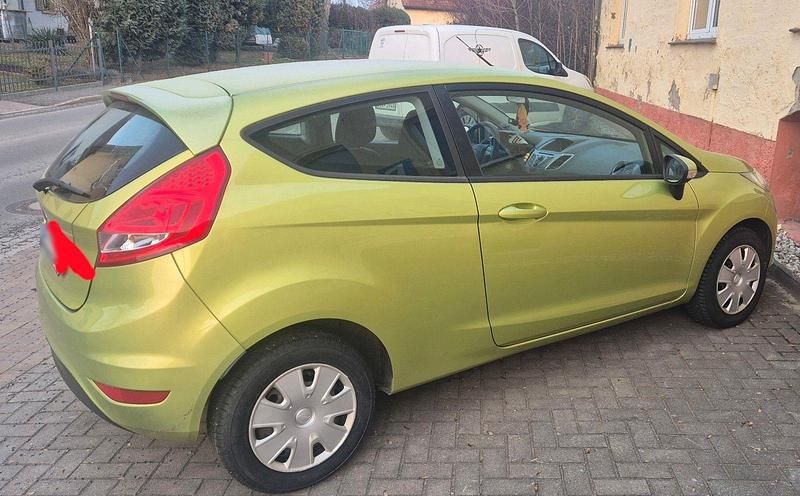 Gebraucht Ford Fiesta Trend 83 PS (61 kW) 2009 Grün Kleinwagen