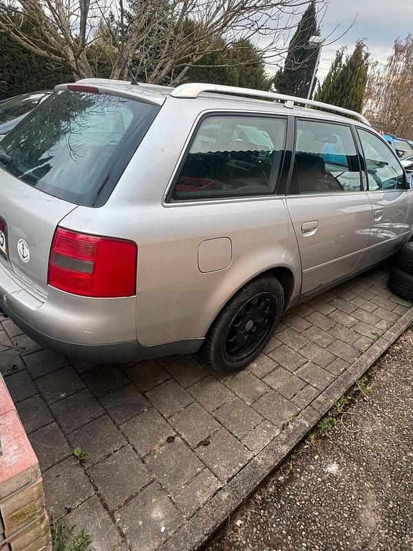 Gebraucht Audi A6 180 PS (132 kW) 2000 Silber Kombi