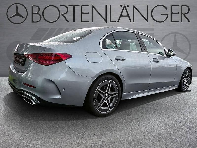 Gebraucht Mercedes C220 Advanced Plus 197 PS (144 kW) 2025 Silber Limousine