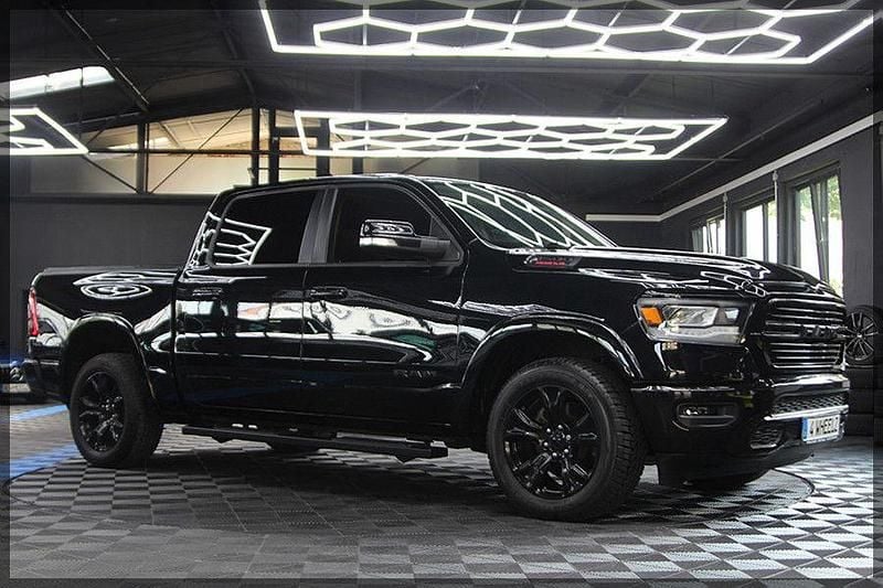 Schwarz Gebraucht 2021 Dodge Ram Abholung | 41.999 € (Guter Preis) - Bild 1/4