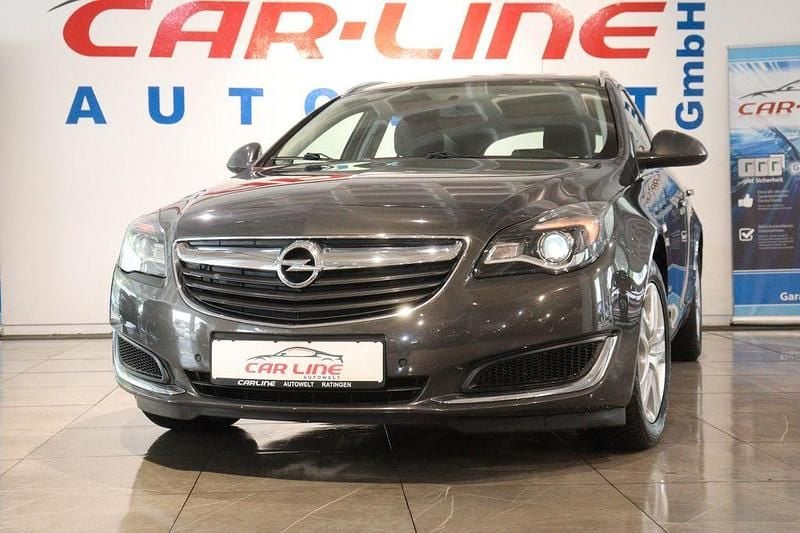 Grau Gebraucht 2015 Opel Insignia Kombi | 8.999 € (Fairer Preis) - Bild 1/4