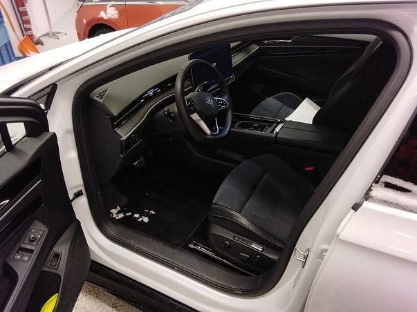 Gebraucht VW ID.7 Pro 210 kW (286 PS) 2025 Gletscherweiß (metallic) Kombi