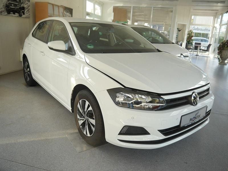 Weiß Gebraucht 2021 VW Polo Kleinwagen | 14.950 € (Guter Preis) - Bild 1/4