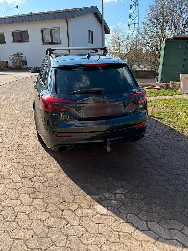 Gebraucht Opel Insignia OPC 325 PS (239 kW) 2014 Schwarz Kombi