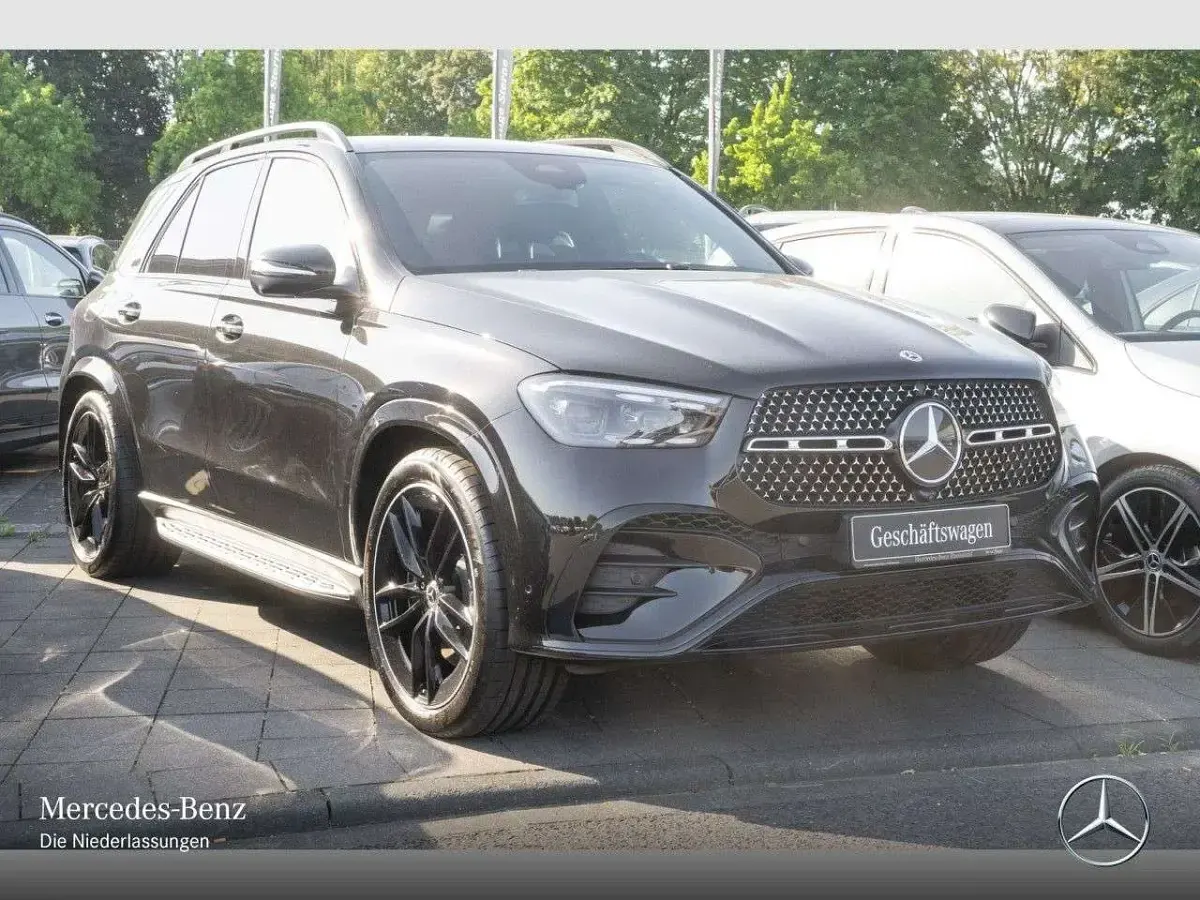Gebraucht Mercedes GLE450 AMG AMG 367 PS (269 kW) 2025 Schwarz SUV
