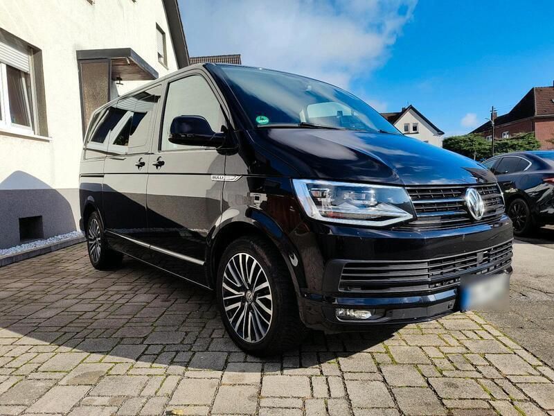 Schwarz Gebraucht 2017 VW T6 Highline Van | 36.999 € (Teuer) - Bild 1/4