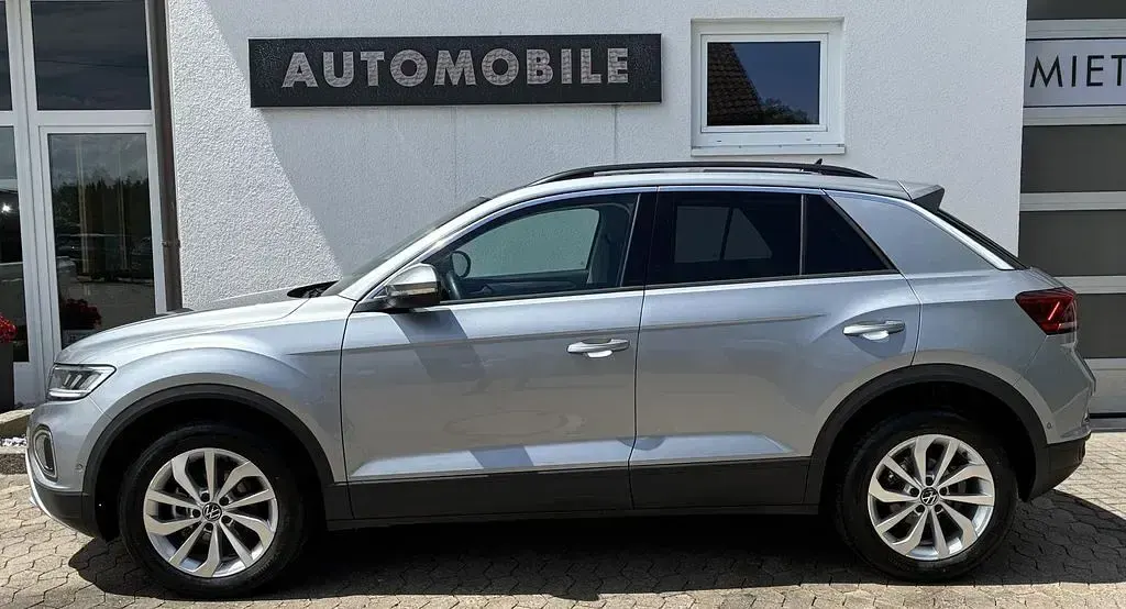 Gebraucht VW T-Roc 150 PS (110 kW) 2025 Pyritsilber metallic SUV