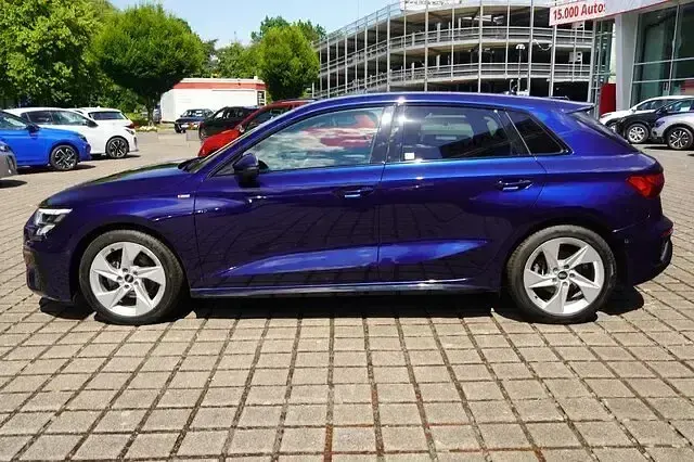 Gebraucht Audi A3 S-Line 150 PS (110 kW) 2022 Blau Limousine
