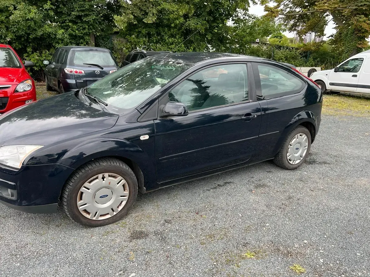 Gebraucht Ford Focus 145 PS (106 kW) 2007 Blau Limousine