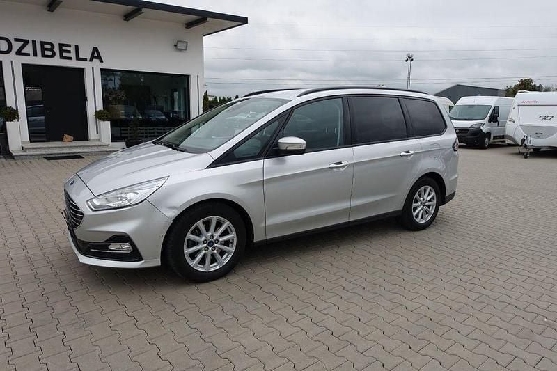 Silber Gebraucht 2021 Ford Galaxy Trend Van / Kleinbus | 18.990 € (Superpreis) - Bild 1/4