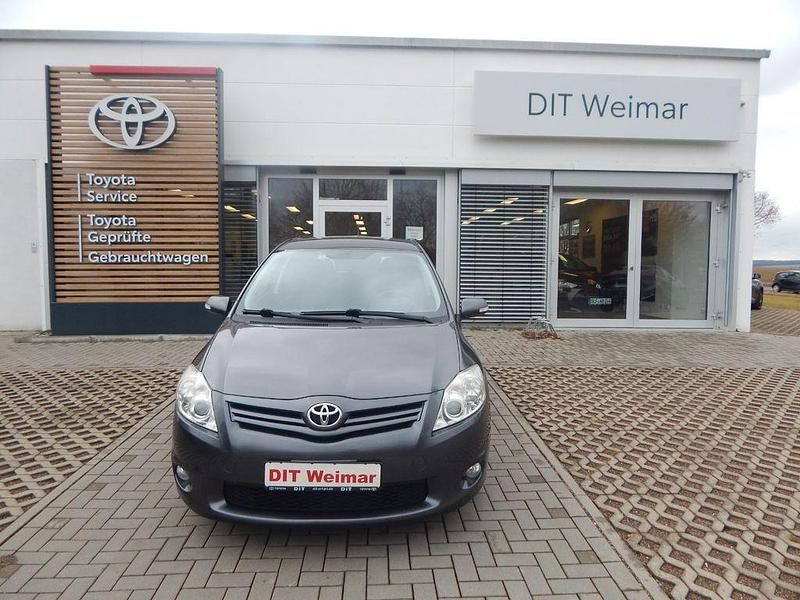 Gebraucht Toyota Auris Travel 99 PS (72 kW) 2012 Grey metallic Limousine