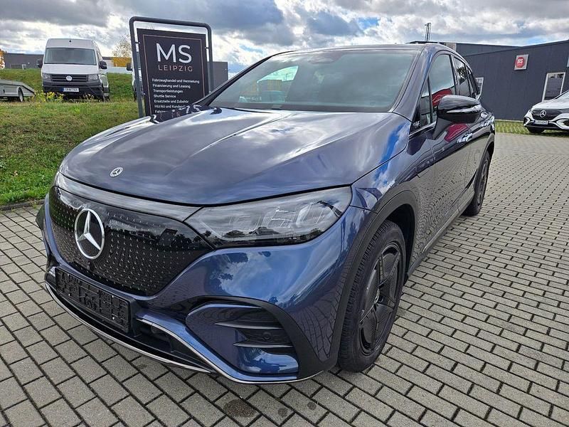 Blau Gebraucht 2024 Mercedes EQE300 AMG line SUV | 55.800 € (Superpreis) - Bild 1/4
