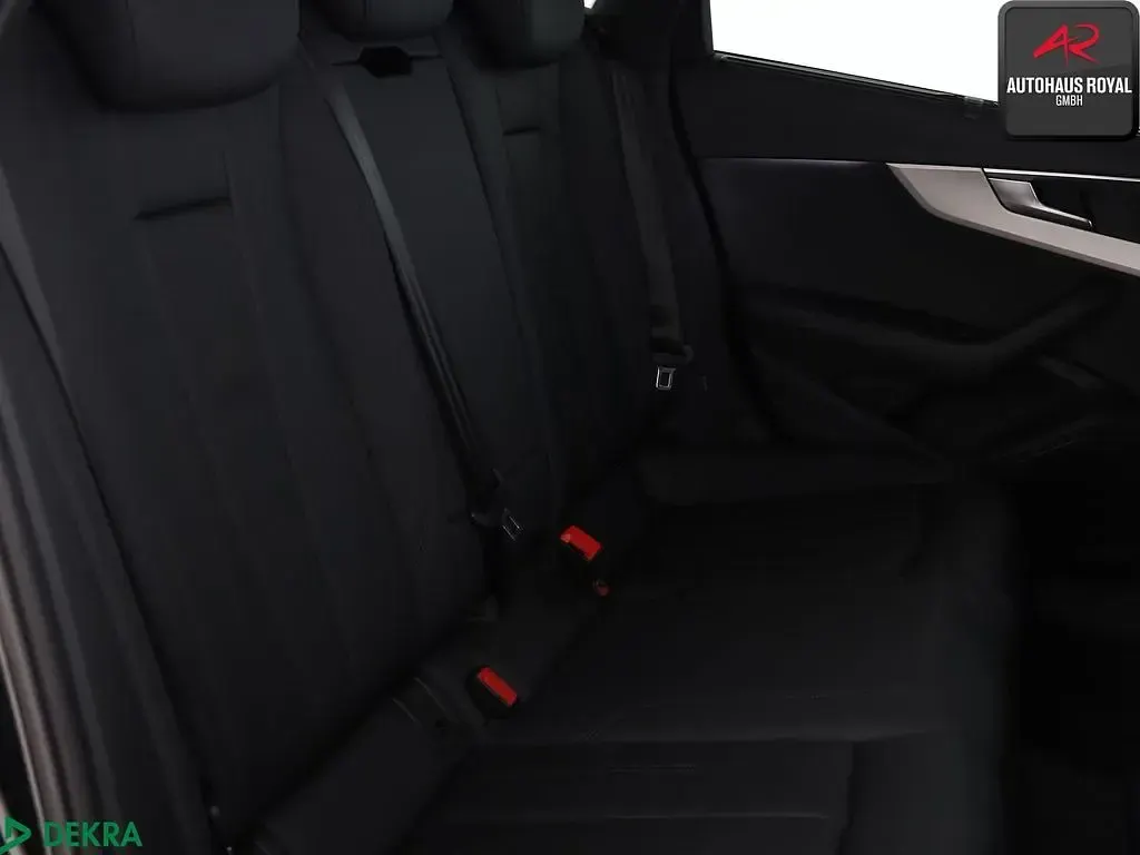 Gebraucht Audi A4 Ambiente 204 PS (150 kW) 2020 Mythosschwarz Limousine