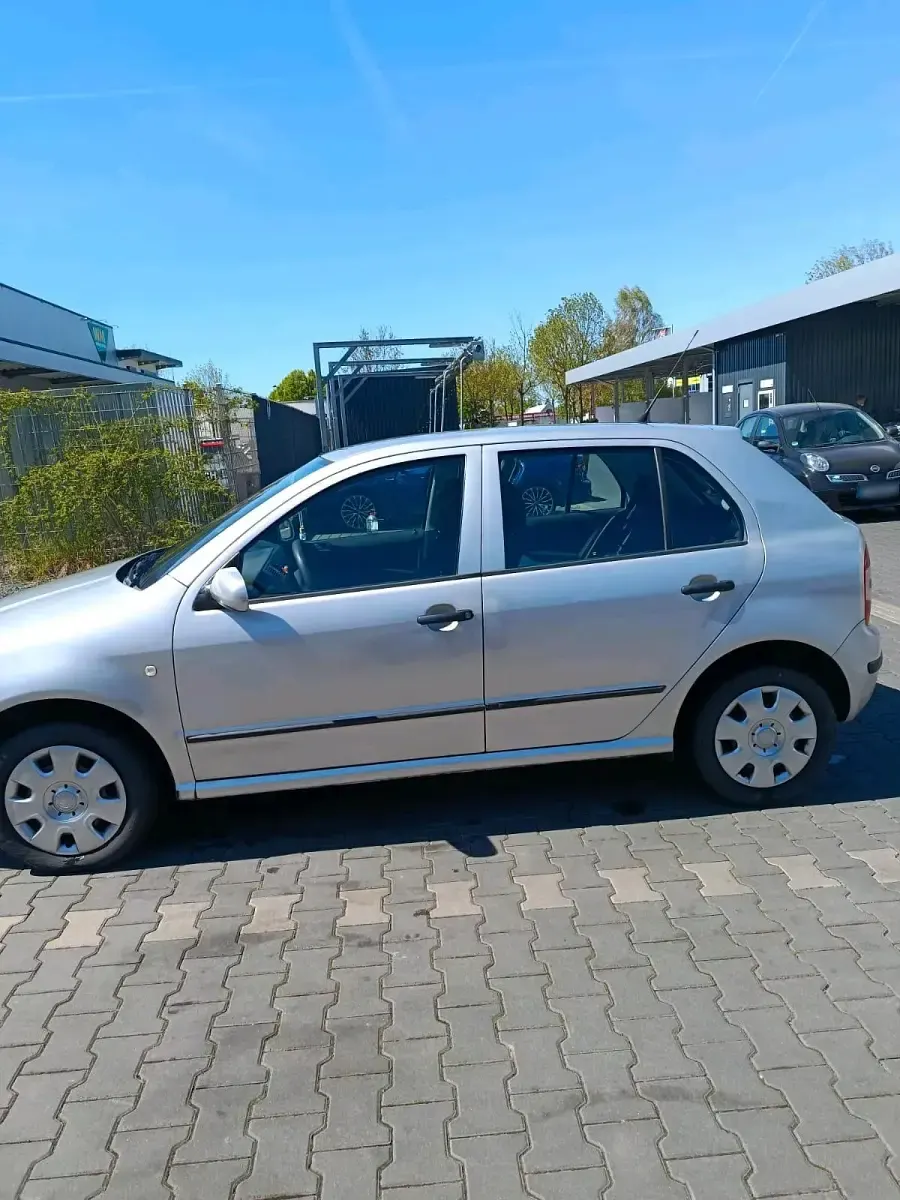 Second-hand Skoda Fabia 60 CP (44 kW) 2005 Gri Hatchback