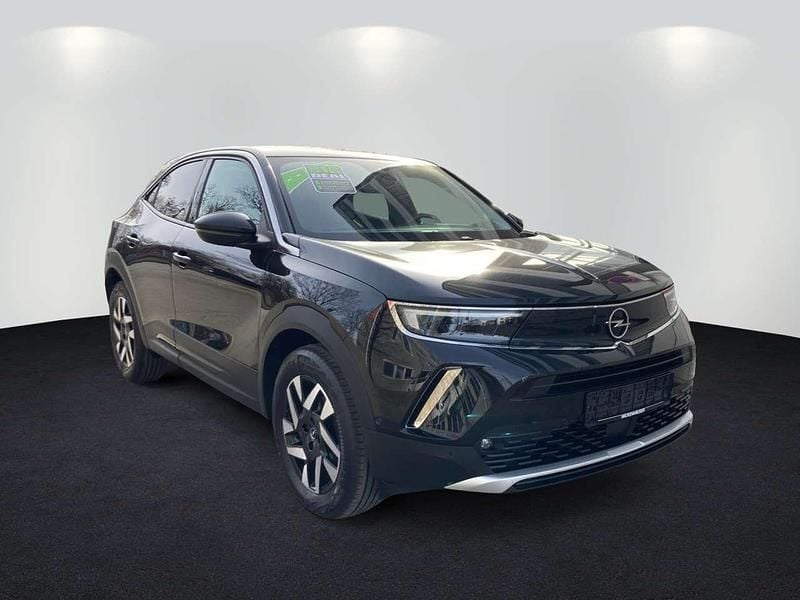 Diamant schwarz/karbon schwarz Gebraucht 2021 Opel Mokka SUV | 15.990 € (Fairer Preis) - Bild 1/4
