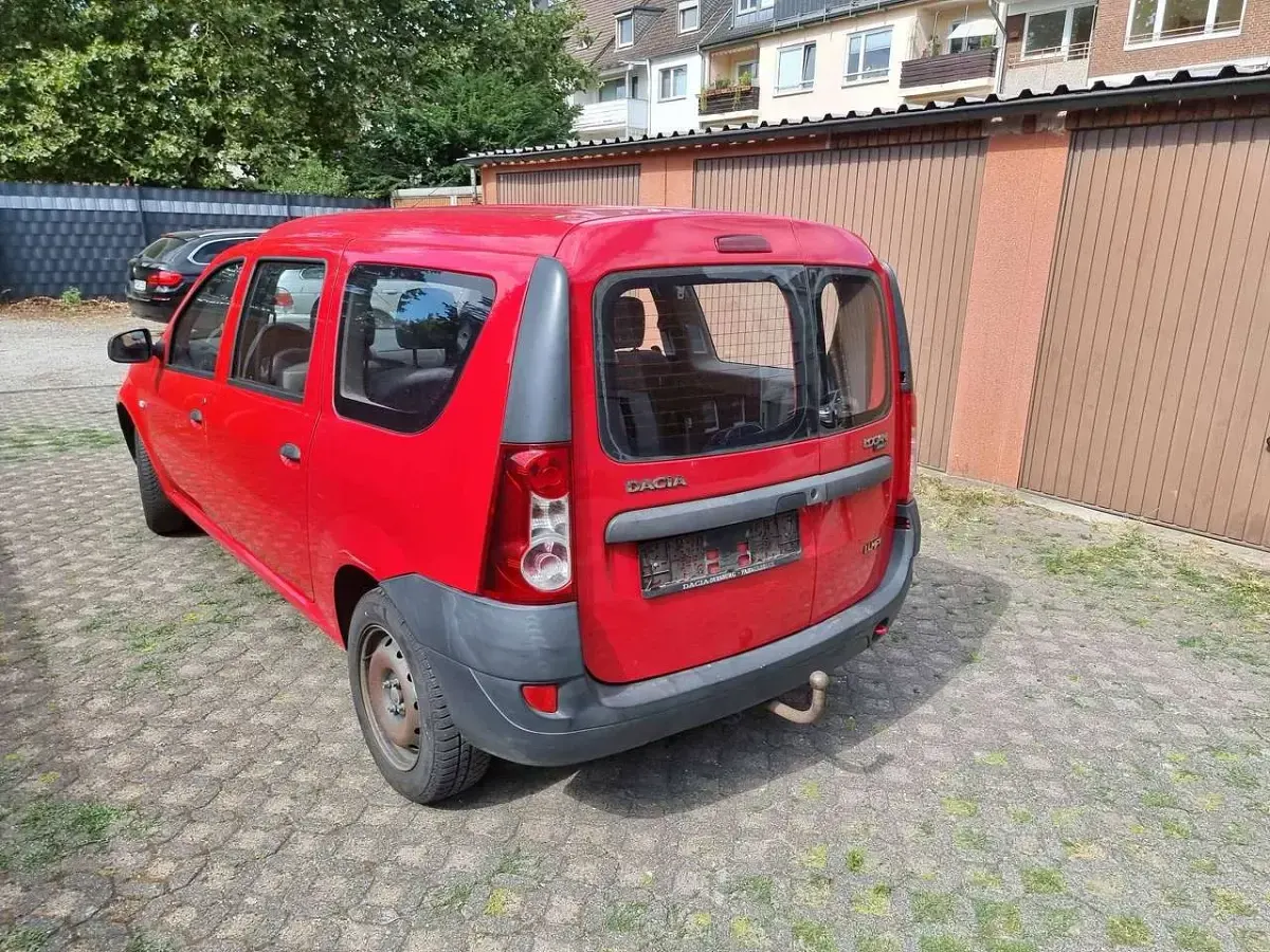 Gebraucht Dacia Logan Basis 75 PS (55 kW) 2008 Rot "passion" Kombi