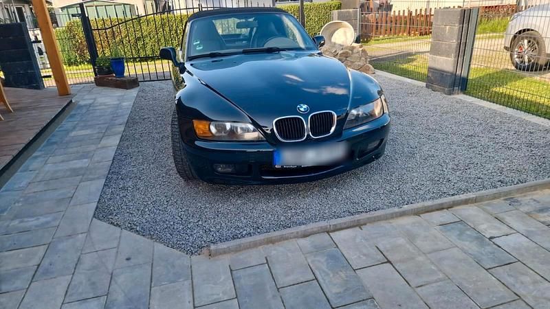 Grün Gebraucht 1996 BMW Z3 Cabrio | 6.250 € - Bild 1/4