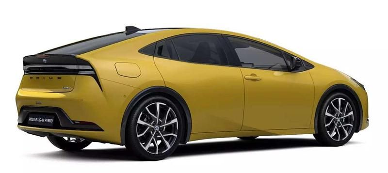 Neu Toyota Prius Executive 223 PS (164 kW) 2025 Mustard metallic Limousine