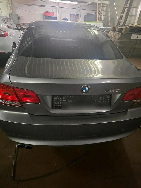 Gebraucht 2009 BMW 330 Coupé | 7.200 € (Superpreis) - Bild 1/4