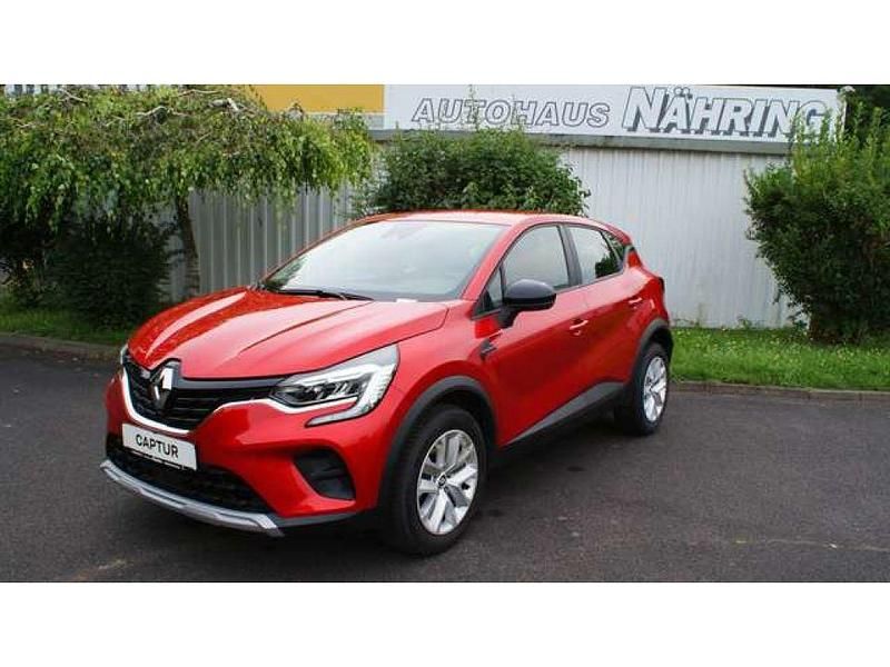 Gebraucht Renault Captur Equilibre 140 PS (102 kW) 2022 Dezir rot metallic SUV