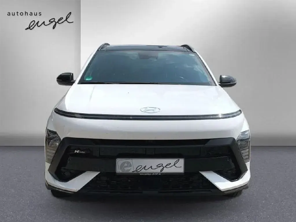 Gebraucht Hyundai Kona N Line 199 PS (146 kW) 2024 Weiß SUV