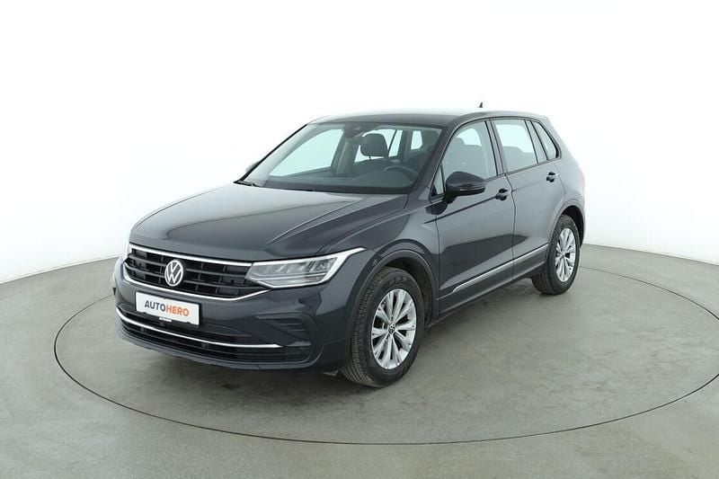 Grau Gebraucht 2021 VW Tiguan SUV | 21.490 € (Superpreis) - Bild 1/3