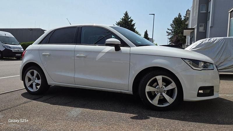 Gebraucht Audi A1 Sportback Design 82 PS (60 kW) 2016 Weiß Kleinwagen