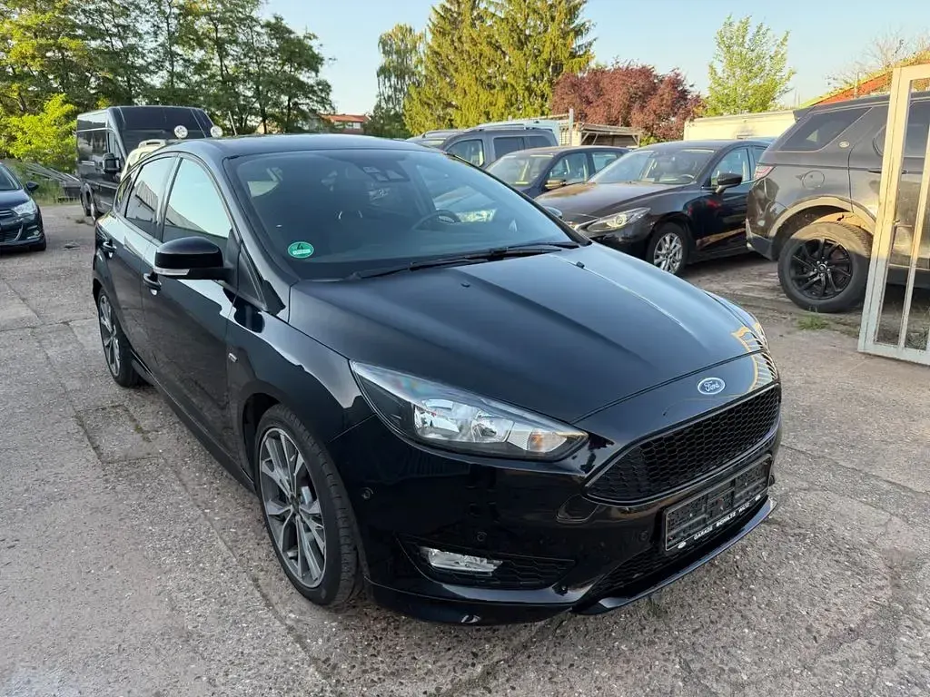 Gebraucht Ford Focus ST-Line 150 PS (110 kW) 2017 Schwarz Limousine