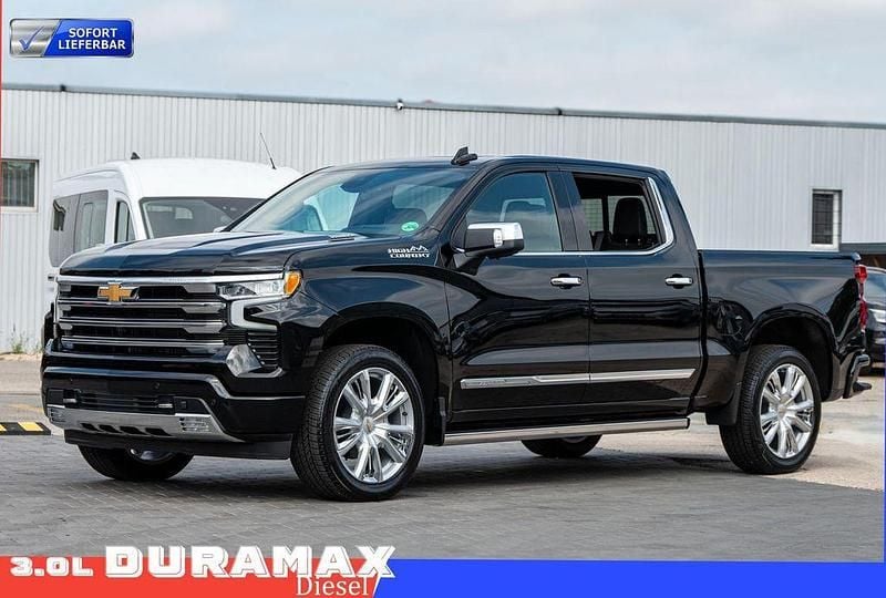Schwarz Neu 2025 Chevrolet Silverado SUV | 84.599 € (Superpreis) - Bild 1/4