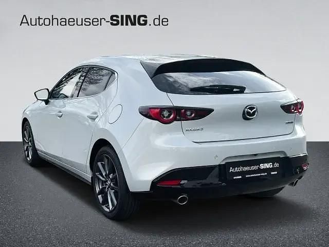 Gebraucht Mazda 3 Exclusive-Line 162 PS (119 kW) 2025 Weiß (ceramic white) Limousine