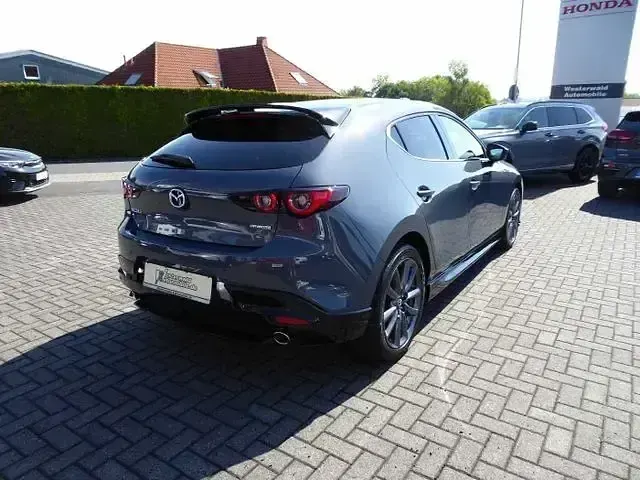 Gebraucht Mazda 3 Exclusive-Line 150 PS (110 kW) 2024 Grau Limousine