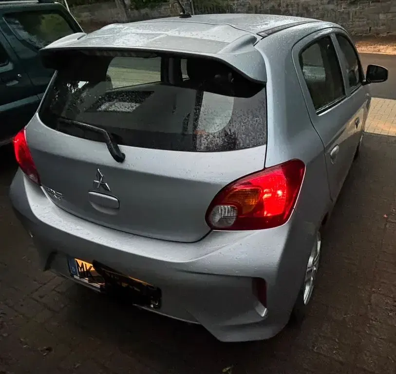 Gebraucht Mitsubishi Space Star Spirit 71 PS (52 kW) 2021 Silber Kleinwagen