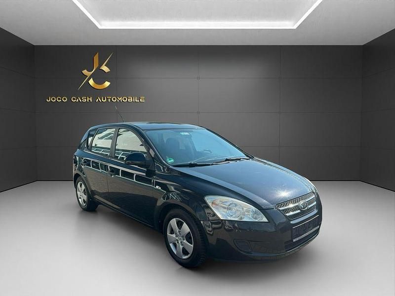 Gebraucht Kia Ceed EX 90 PS (66 kW) 2009 Schwarz Kleinwagen