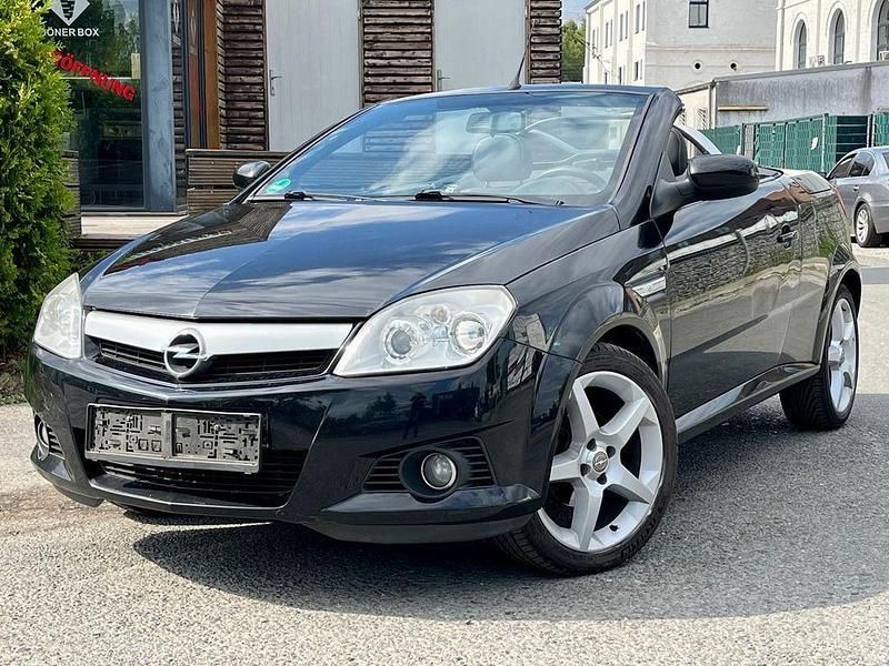 Schwarz Gebraucht 2007 Opel Tigra Edition Cabrio | 1.950 € (Guter Preis) - Bild 1/4