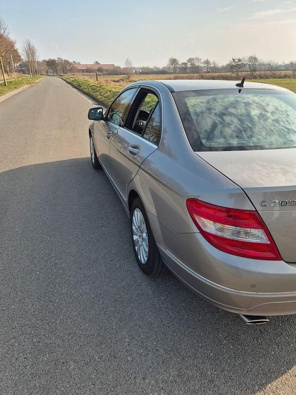Gebraucht Mercedes C200 Elegance 184 PS (135 kW) 2007 Silber Limousine