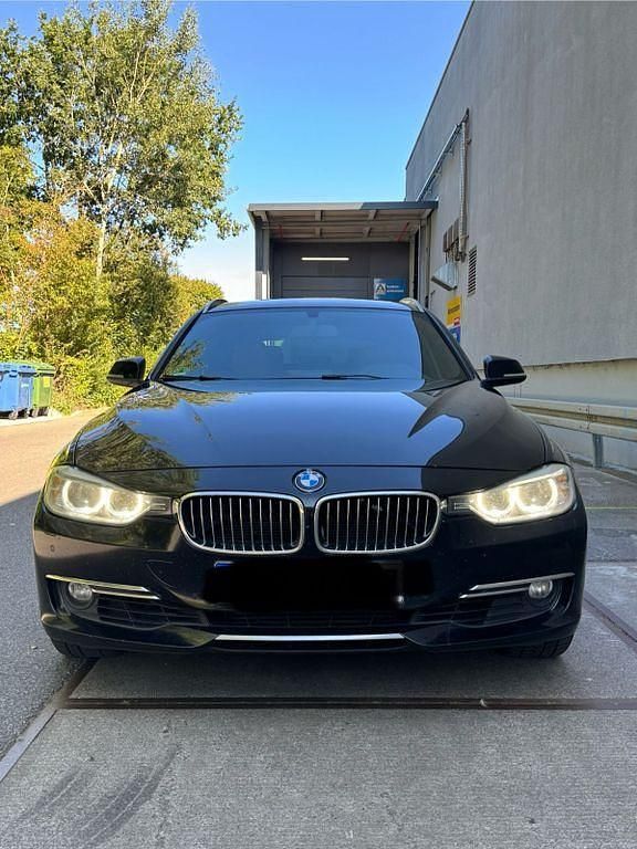 Gebraucht BMW 335 Luxury Line 313 PS (230 kW) 2014 Schwarz Kombi
