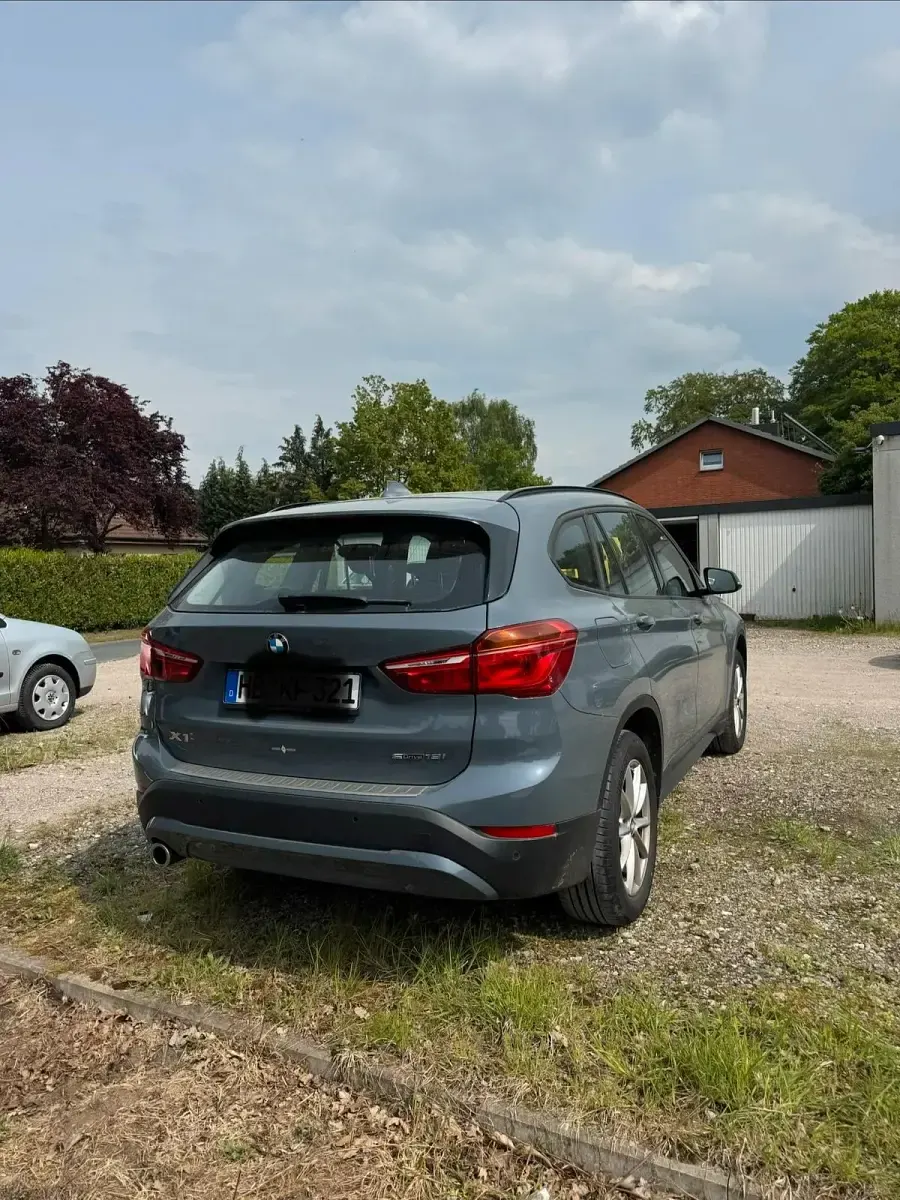 Gebraucht BMW X1 140 PS (102 kW) 2019 Grau SUV