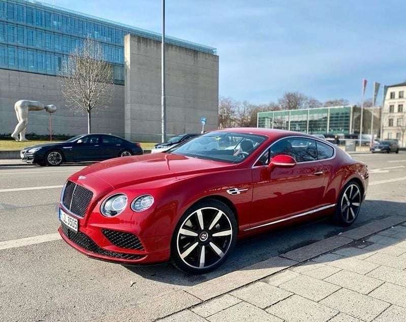 Gebraucht Bentley Continental GT 529 PS (389 kW) 2017 Rot Coupé