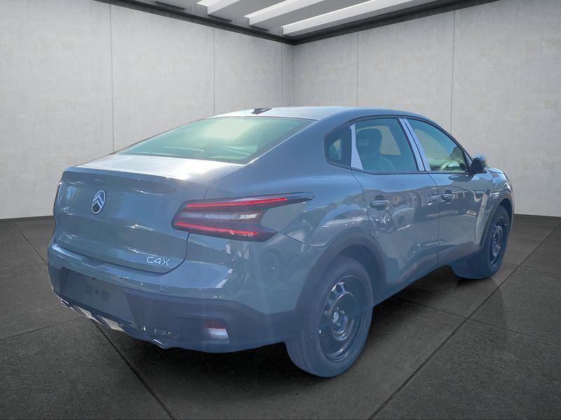 Gebraucht Citroën C4 X PureTech 131 PS (96 kW) 2025 Grün SUV