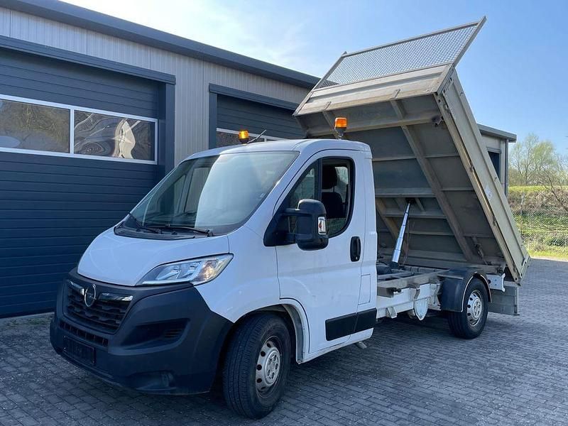 Weiß Gebraucht 2022 Opel Movano Van | 19.980 € (Superpreis) - Bild 1/4