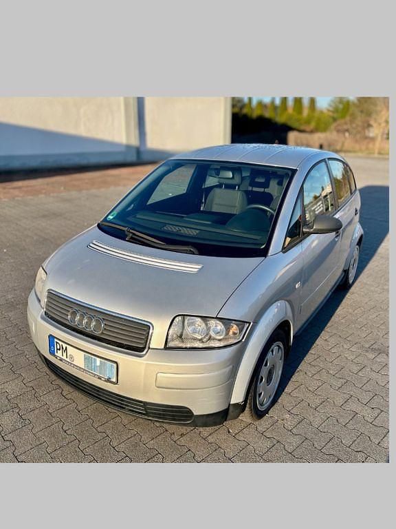 Silber Gebraucht 2004 Audi A2 Kleinwagen | 3.500 € (Fairer Preis) - Bild 1/4