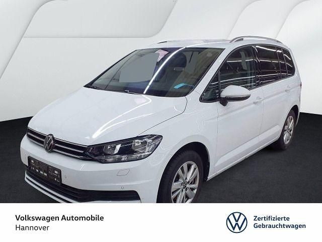 Weiß Gebraucht 2024 VW Touran Comfortline Van / Kleinbus | 31.990 € (Fairer Preis) - Bild 1/4