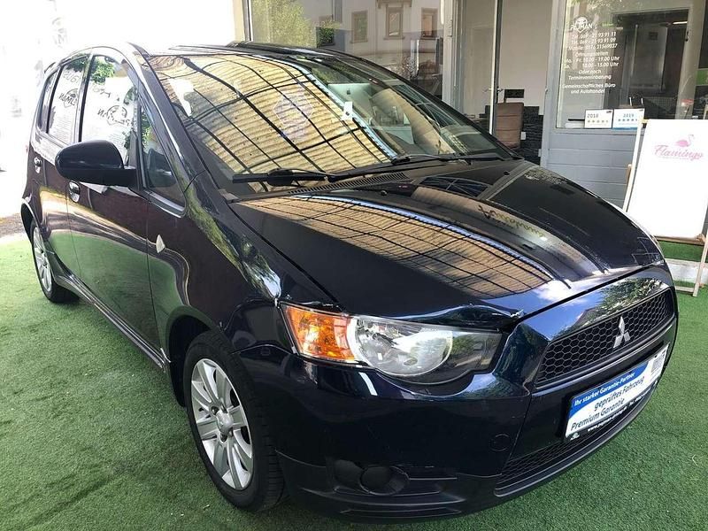 Gebraucht Mitsubishi Colt Inform 95 PS (69 kW) 2011 Blau Limousine