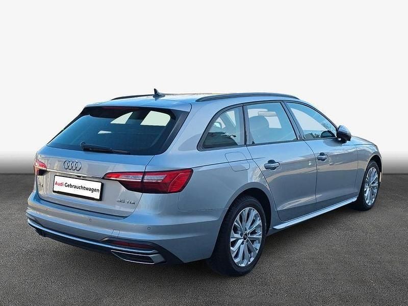 Gebraucht Audi A4 Advanced Plus 163 PS (119 kW) 2023 Florettsilber metallic Kombi