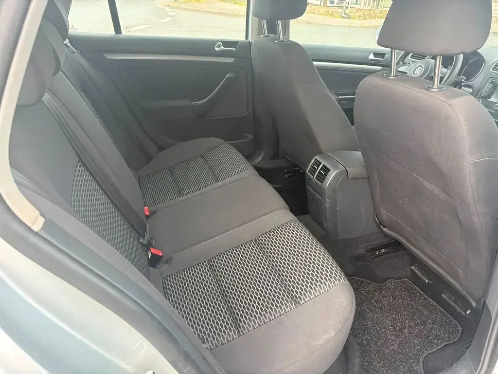 Gebraucht VW Golf VI Trendline 105 PS (77 kW) 2010 Silber Kombi