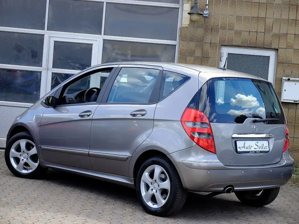 Gebraucht Mercedes A150 Avantgarde 95 PS (69 kW) 2006 Grau Limousine