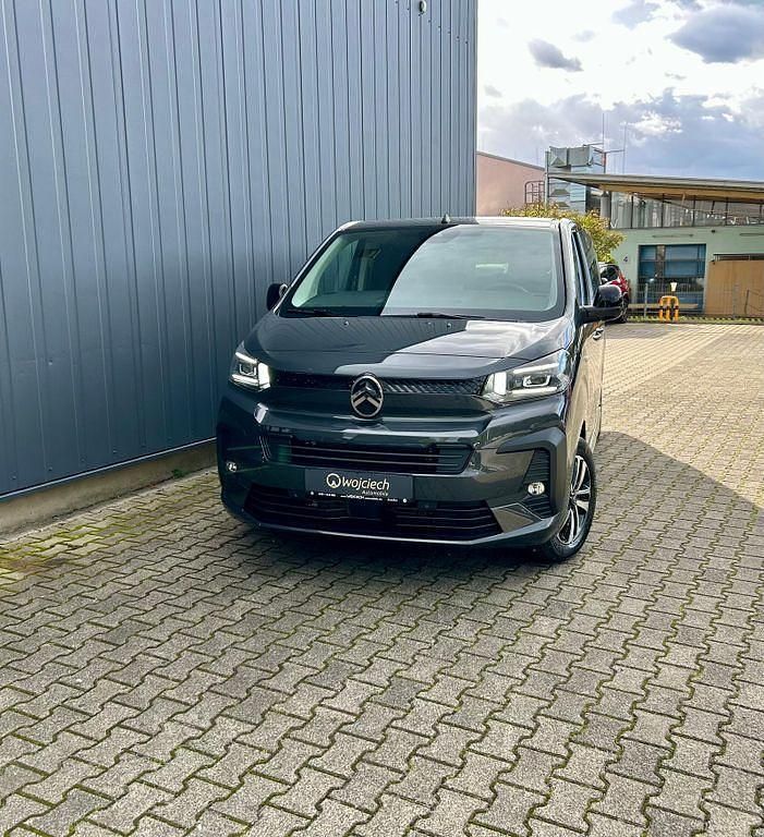 Neu Citroën Spacetourer 177 PS (130 kW) 2025 Grau Van / Kleinbus