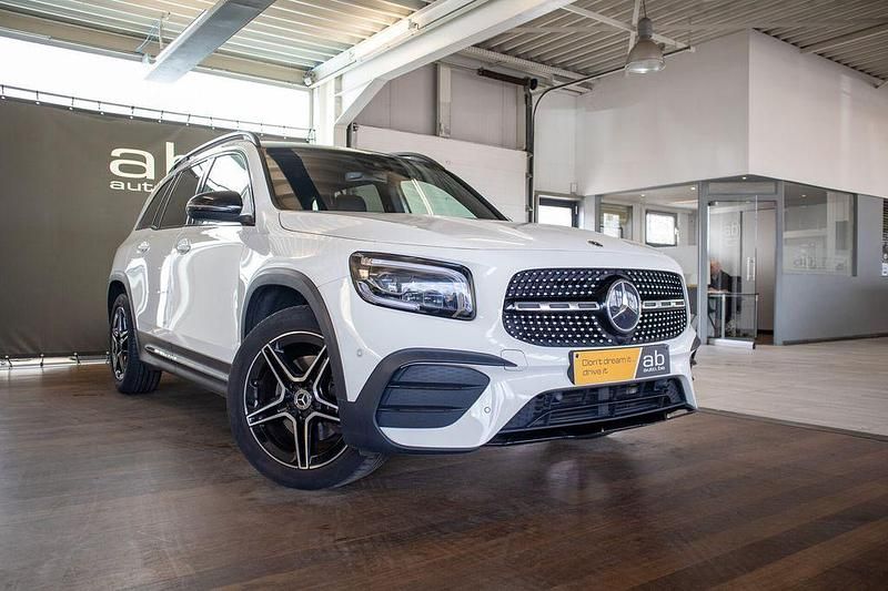 Gebraucht Mercedes GLB180 AMG line 136 PS (100 kW) 2022 Weiß SUV