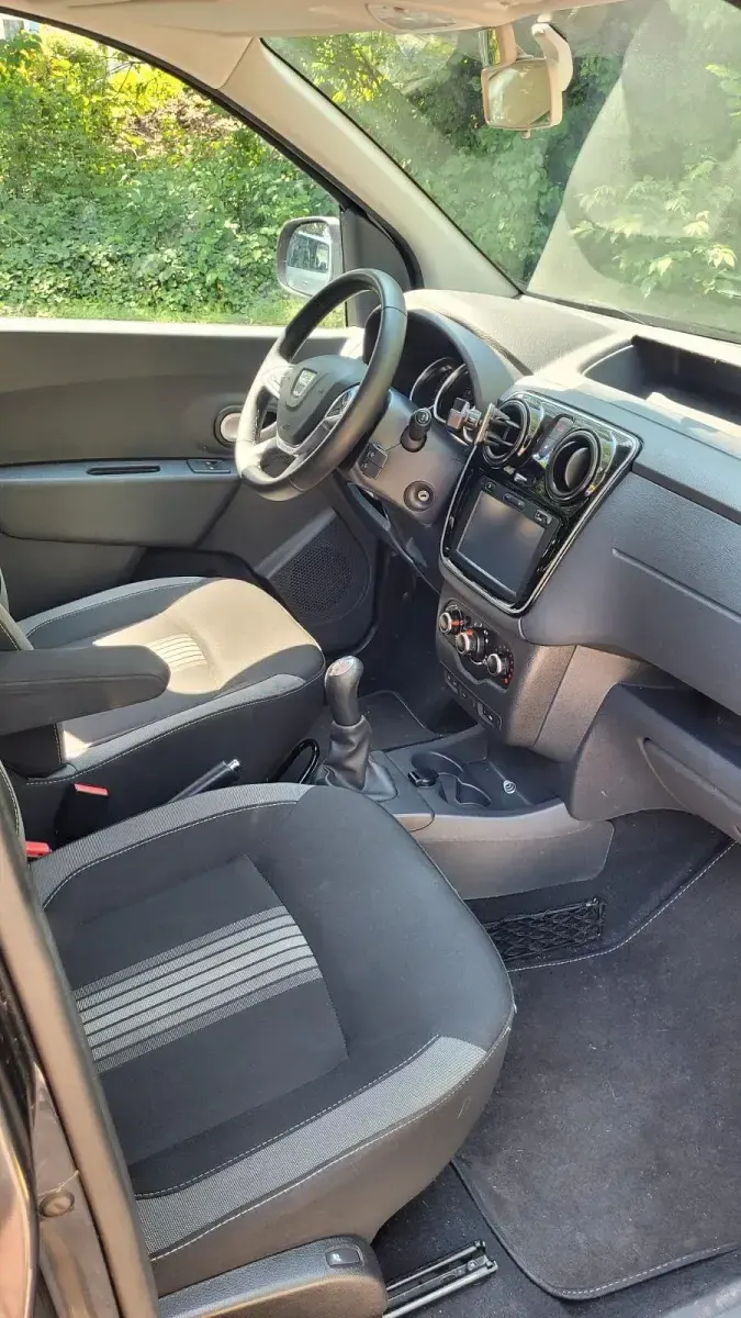 Gebraucht Dacia Dokker Stepway 102 PS (75 kW) 2018 Schwarz Van / Kleinbus