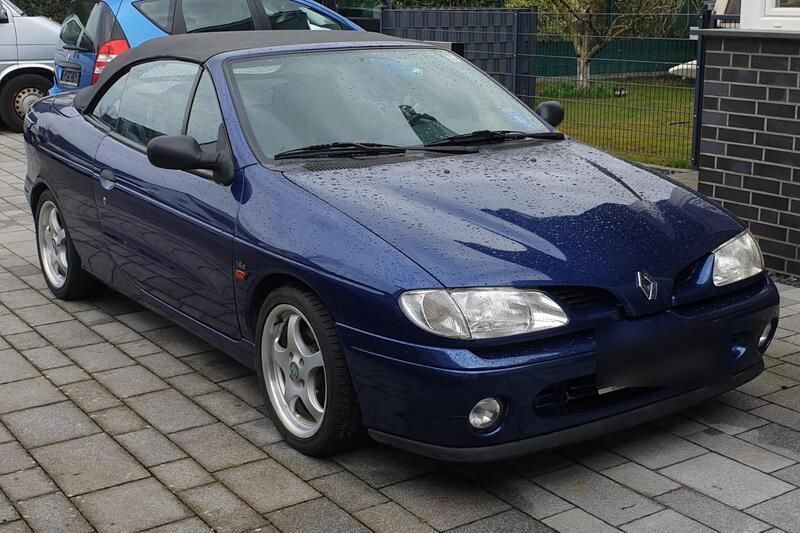 Blau Gebraucht 1998 Renault Mégane Cabriolet Cabrio | 1.999 € (Fairer Preis) - Bild 1/4